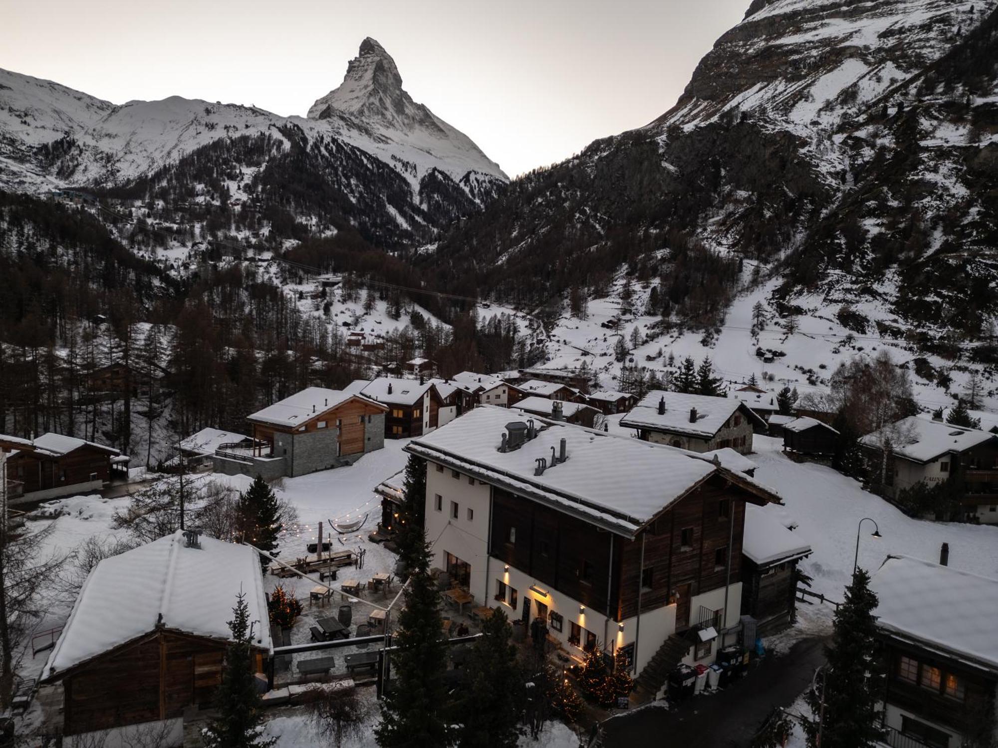 Sonnmatten Boutique Hotel & Apartments Zermatt Bagian luar foto
